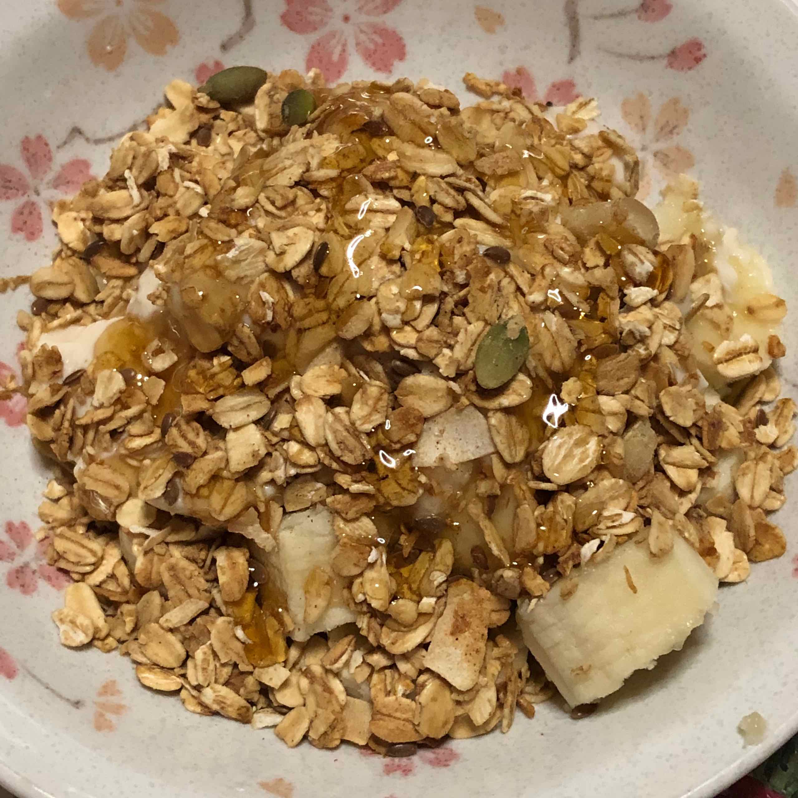 Banana, yogurt, honey and muesli featured image